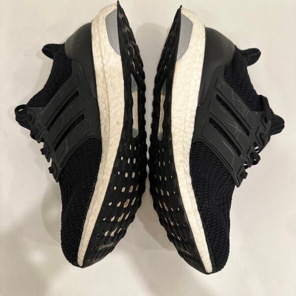 Adidas Women's Size 8 Ultraboost 4.0 Black/White Athletic Running Sneaker Shoes - Picture 4 of 9
